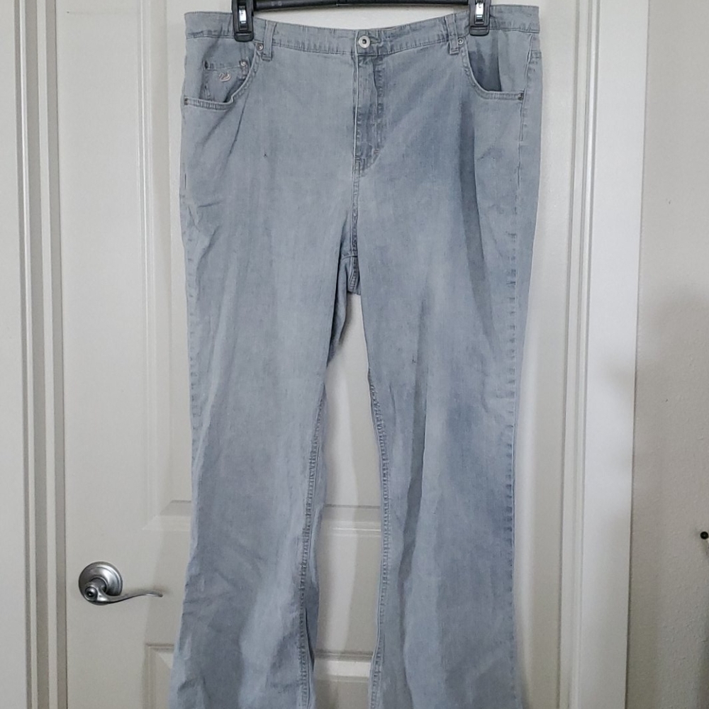 Light wash jeans